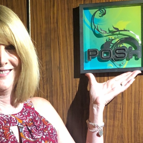 Meet your Posher, Rebecca - Picture 5 of 9